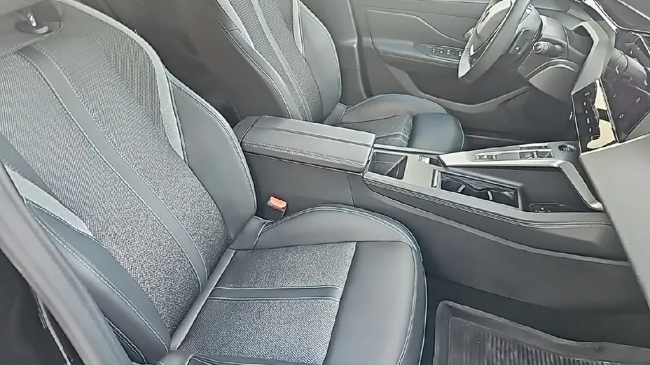 PEUGEOT 308 308 1.2 PureTech Allure Pack S&S EAT8