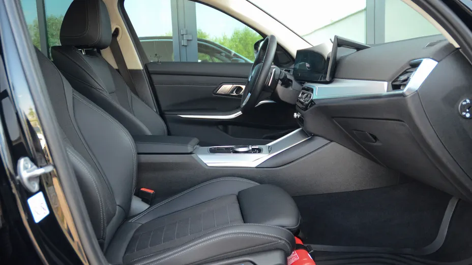 BMW Seria 3 318i aut