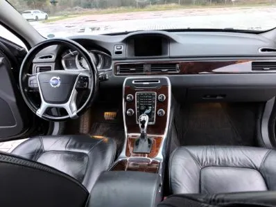 VOLVO XC70 XC70 T6 AWD Momentum