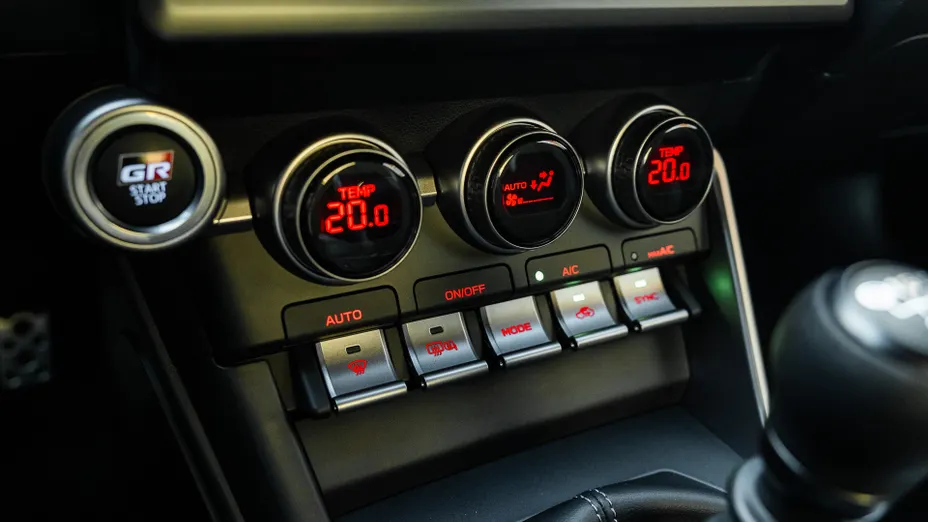 TOYOTA GR86 GR86 2.4 Executive