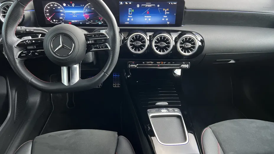MERCEDES-BENZ A Klasa A 200 AMG Line 7G-DCT