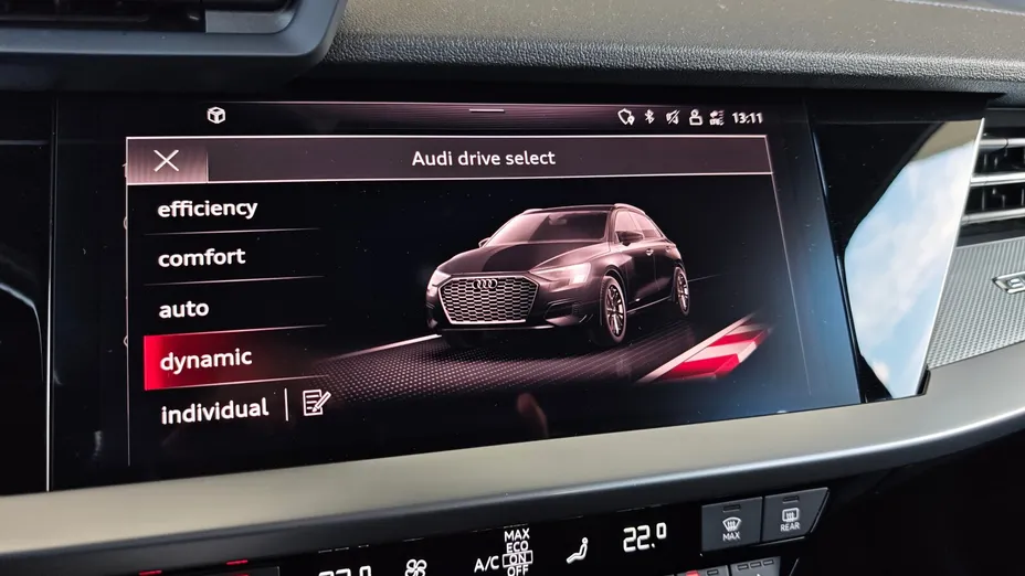 AUDI S3 Sportback -