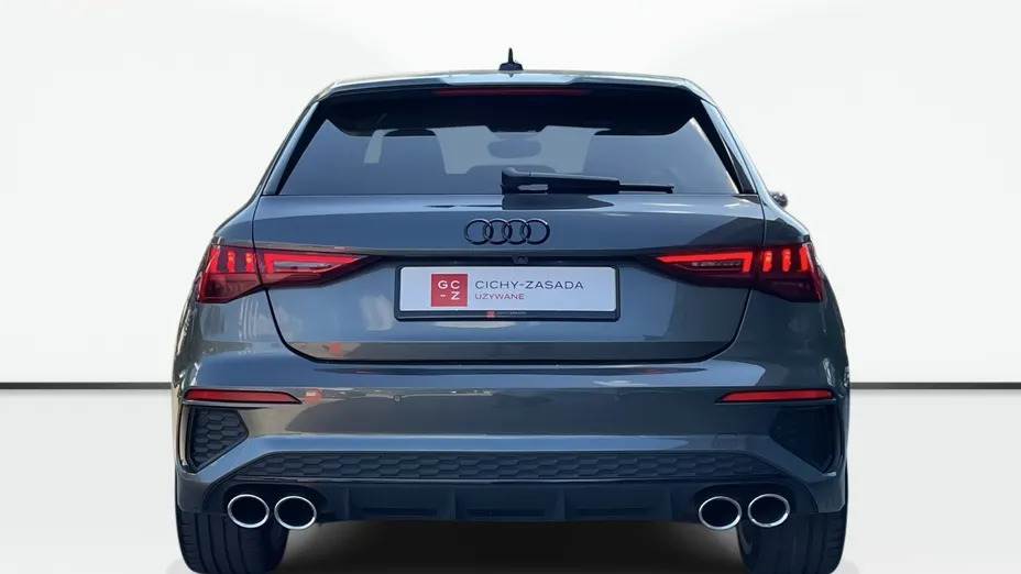 AUDI S3 Sportback -
