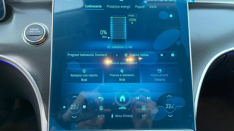 MERCEDES-BENZ C Klasa C 300 e PHEV 4-Matic AMG Nowy