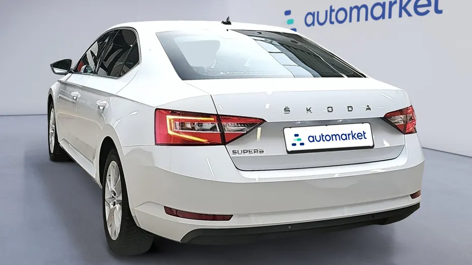SKODA Superb Superb 2.0 TDI SCR Ambition DSG