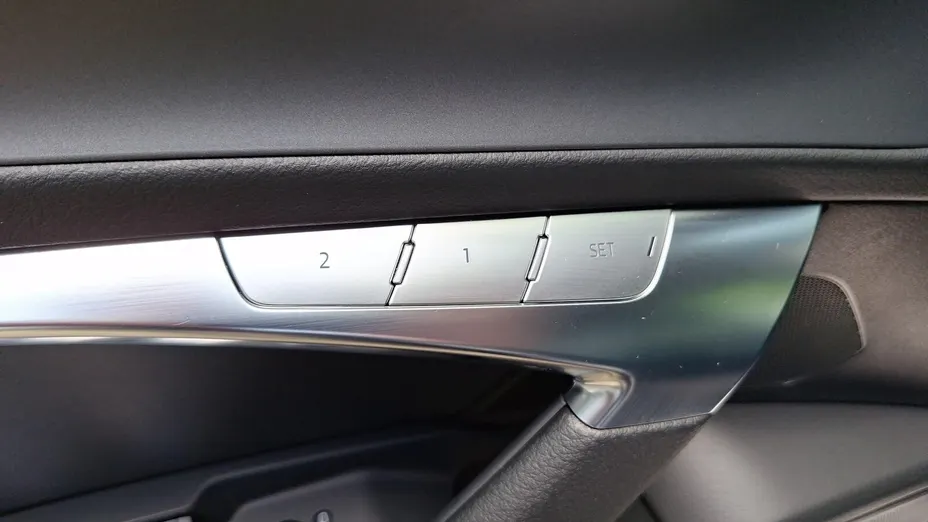 AUDI A6 Avant -