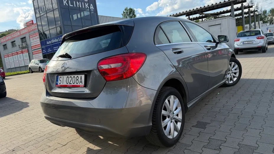 MERCEDES-BENZ A Klasa A 180 BlueEff. Edition Style