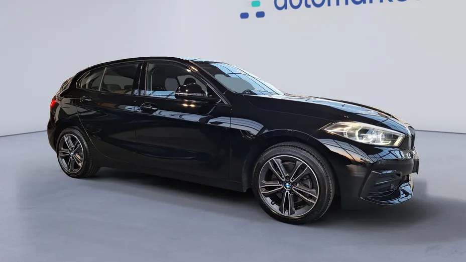 BMW Seria 1 118i Sport Line aut