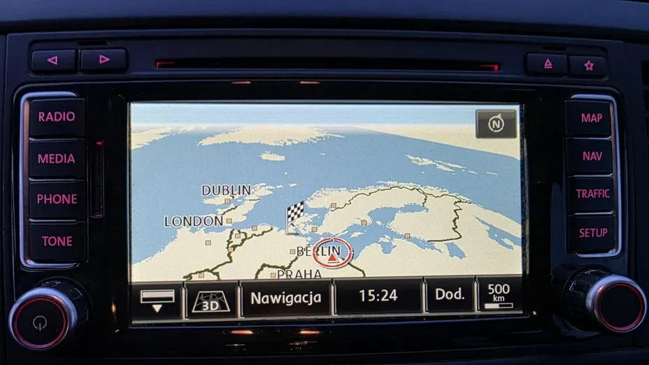 VOLKSWAGEN Multivan -