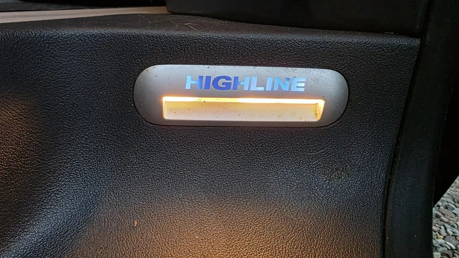 VOLKSWAGEN Multivan -