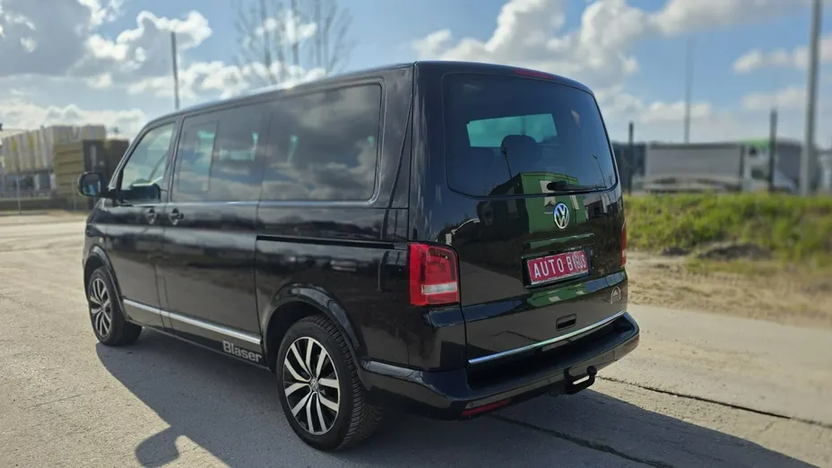 VOLKSWAGEN Multivan -