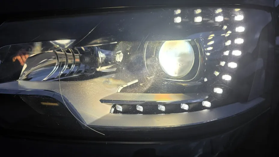 VOLKSWAGEN Multivan -