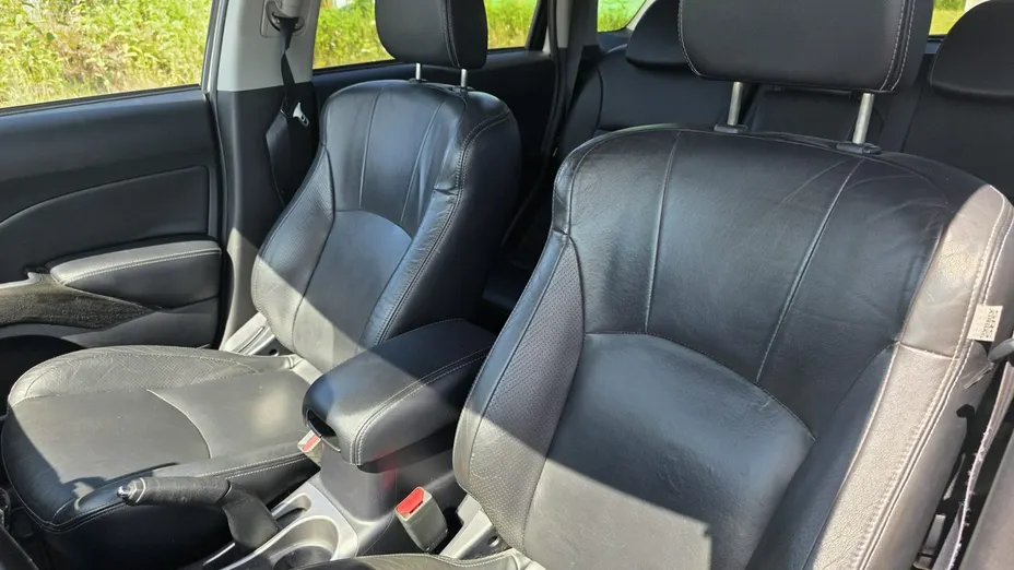 CITROEN C-Crosser -