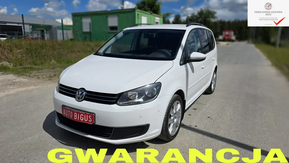 VOLKSWAGEN Touran -