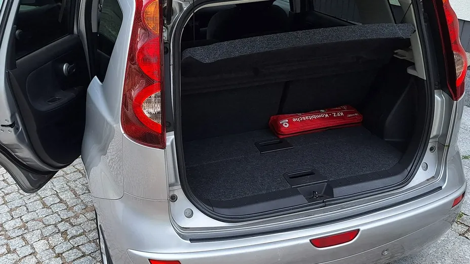 NISSAN Note -