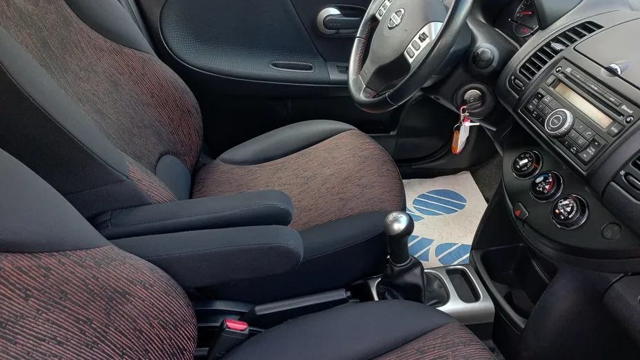 NISSAN Note -