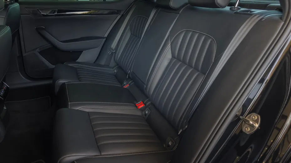 SKODA Superb Superb 2.0 TDI SCR L&K DSG