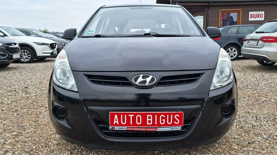 HYUNDAI i20 -