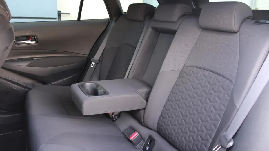 TOYOTA Corolla Corolla 2.0 Hybrid Comfort