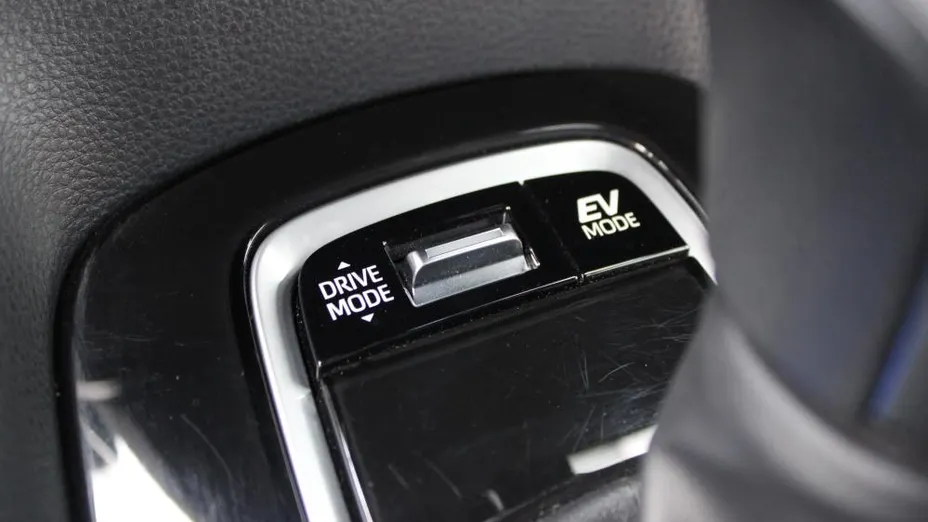 TOYOTA Corolla Corolla 2.0 Hybrid Comfort