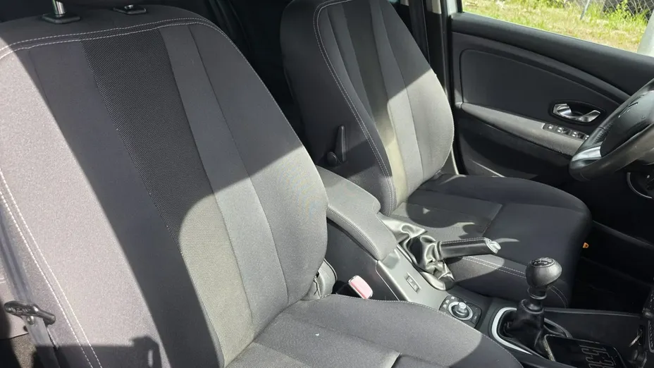 RENAULT Megane -