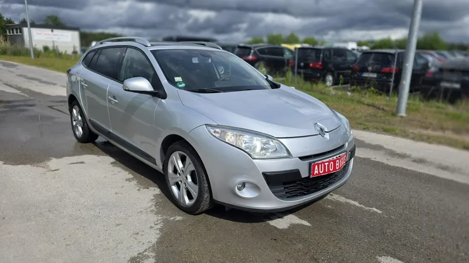 RENAULT Megane -