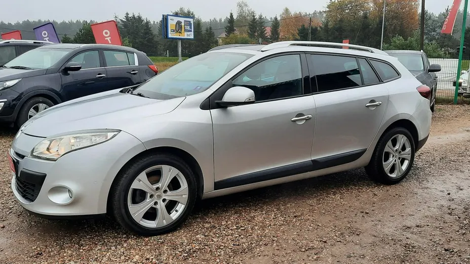 RENAULT Megane -