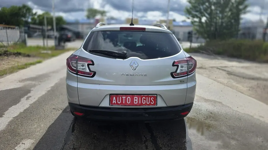 RENAULT Megane -
