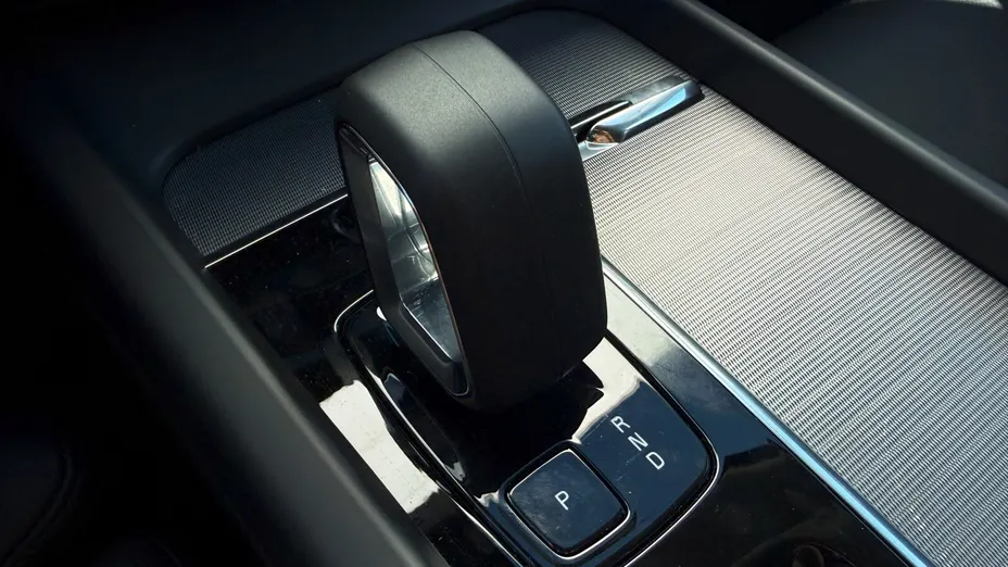 VOLVO V60 V60 CC Plus B5 B AWD aut