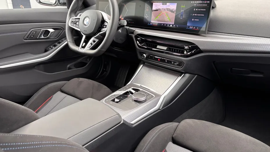 BMW Seria 3 330i xDrive M Sport aut