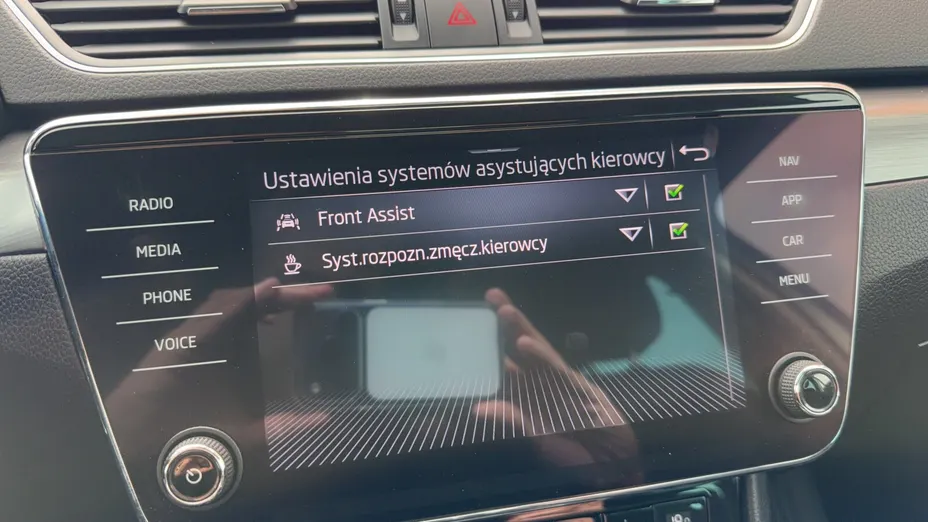 SKODA Superb Superb 2.0 TDI SCR Ambition