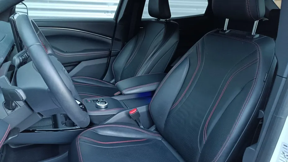 FORD Mustang Mach-E Mustang Mach-E 98kWh AWD