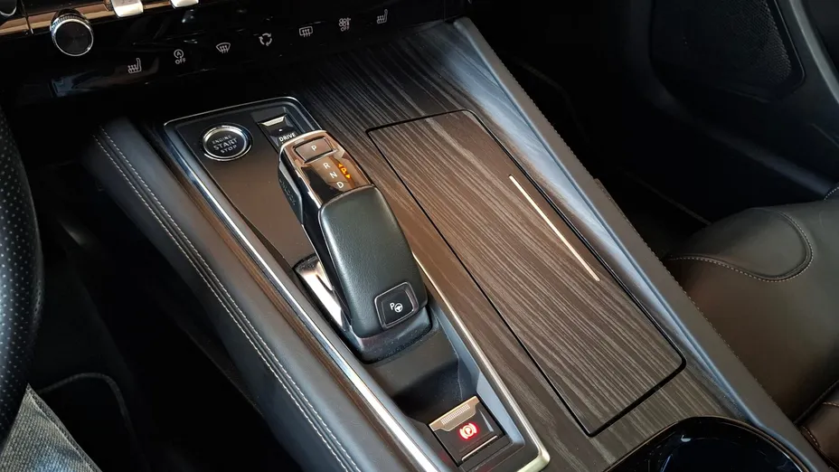 PEUGEOT 508 508 1.6 PureTech First Edition S&S EAT8