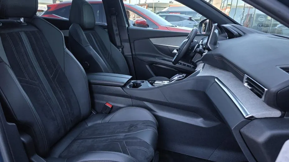 PEUGEOT 5008 5008 1.6 PureTech GT S&S EAT8
