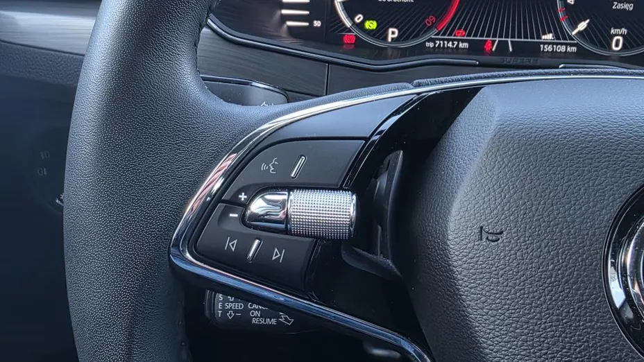 SKODA Superb Superb 2.0 TDI SCR Style DSG