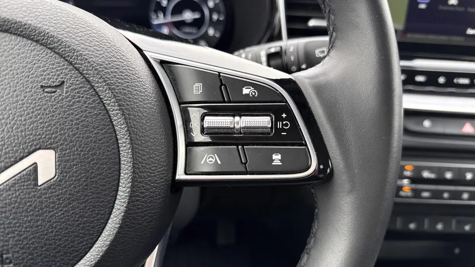 KIA XCeed XCeed 1.5 T-GDI Business Line DCT