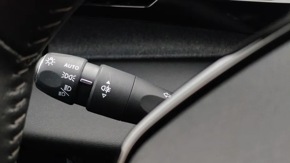 PEUGEOT 308 308 SW 1.5 BlueHDi Allure S&S EAT8