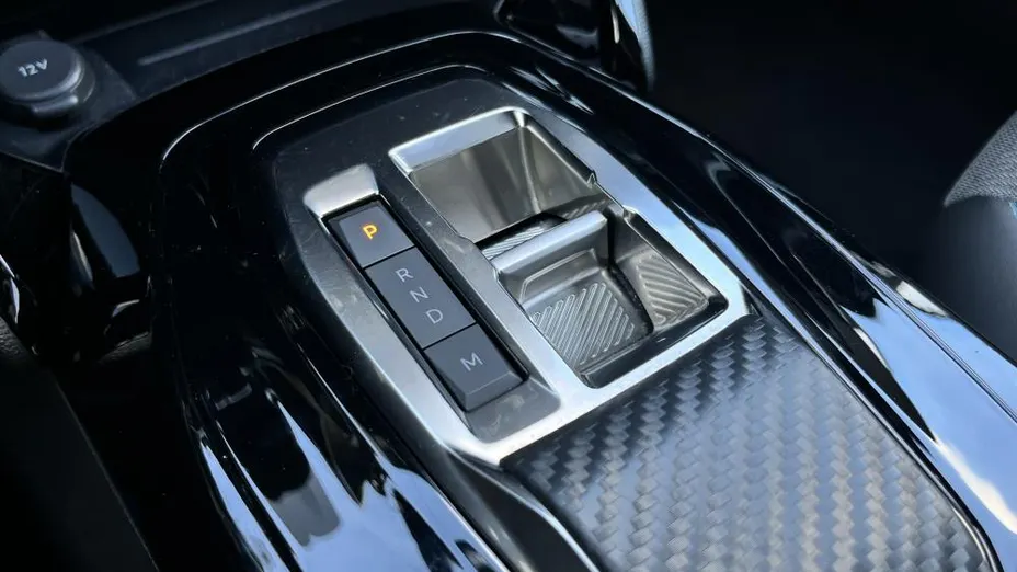 PEUGEOT 2008 2008 1.2 PureTech Allure S&S EAT8