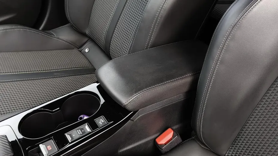 PEUGEOT 2008 2008 BlueHDi 130 GT S&S EAT8