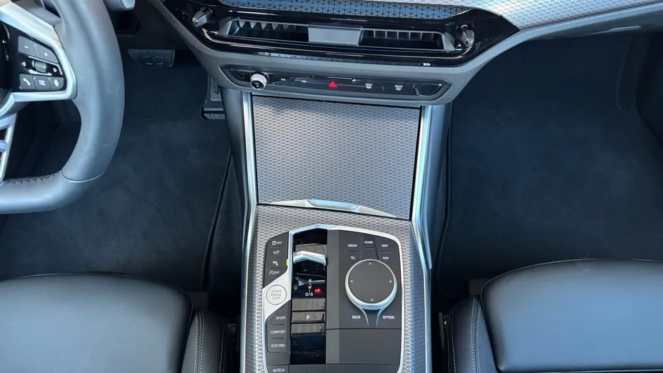 BMW Seria 3 330i xDrive M Sport sport-aut