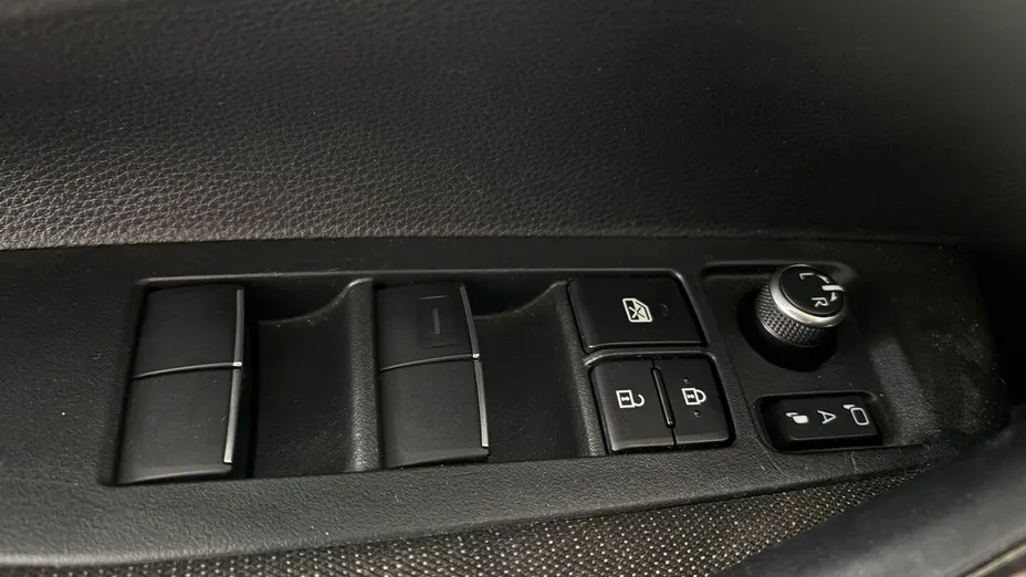 TOYOTA Corolla Corolla 1.8 Hybrid Comfort