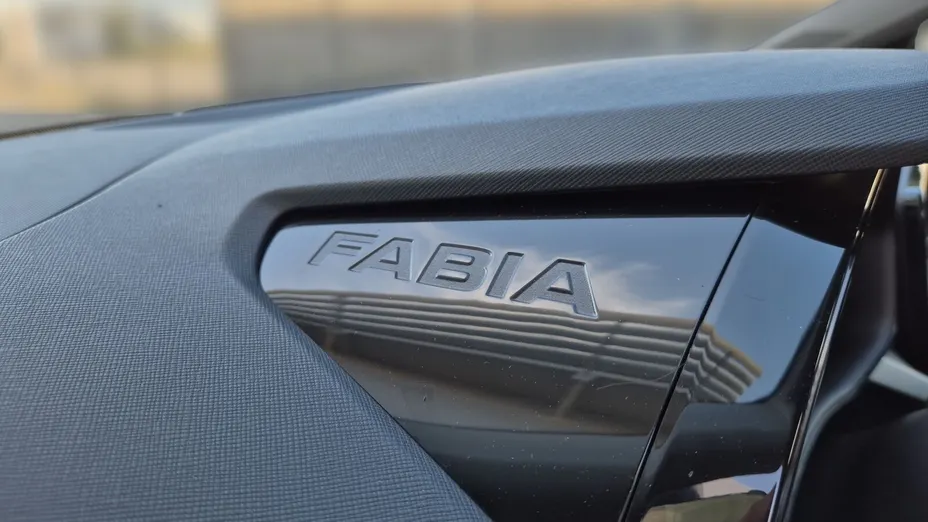 SKODA Fabia Fabia 1.0 Essence Nowy