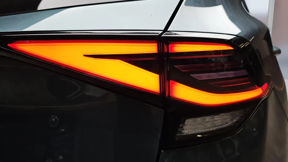 KIA Sportage Sportage 1.6 T-GDI HEV Business Line 4WD aut