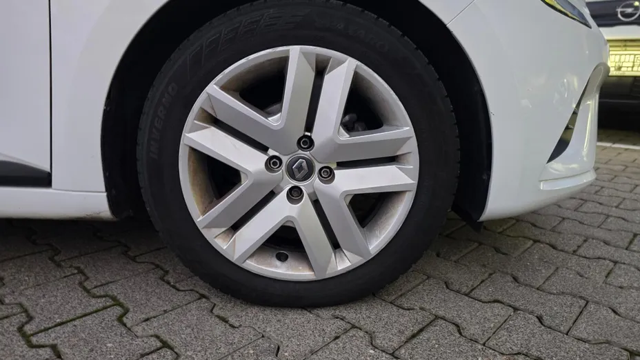 RENAULT Clio Clio 1.0 TCe Equilibre