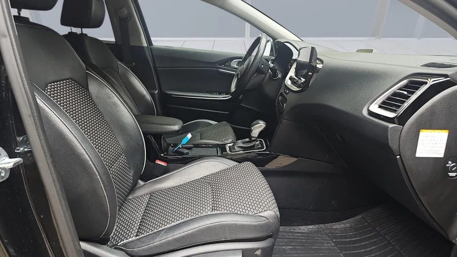 KIA Cee'd Ceed 1.6 GDI PHEV Business Line DCT