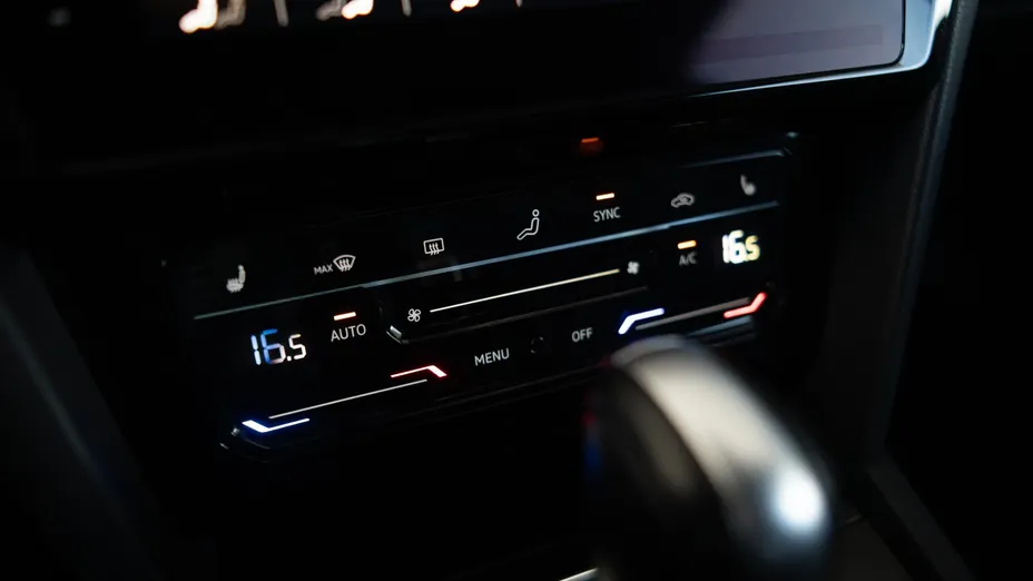 VOLKSWAGEN Arteon Arteon 2.0 TDI R-Line DSG