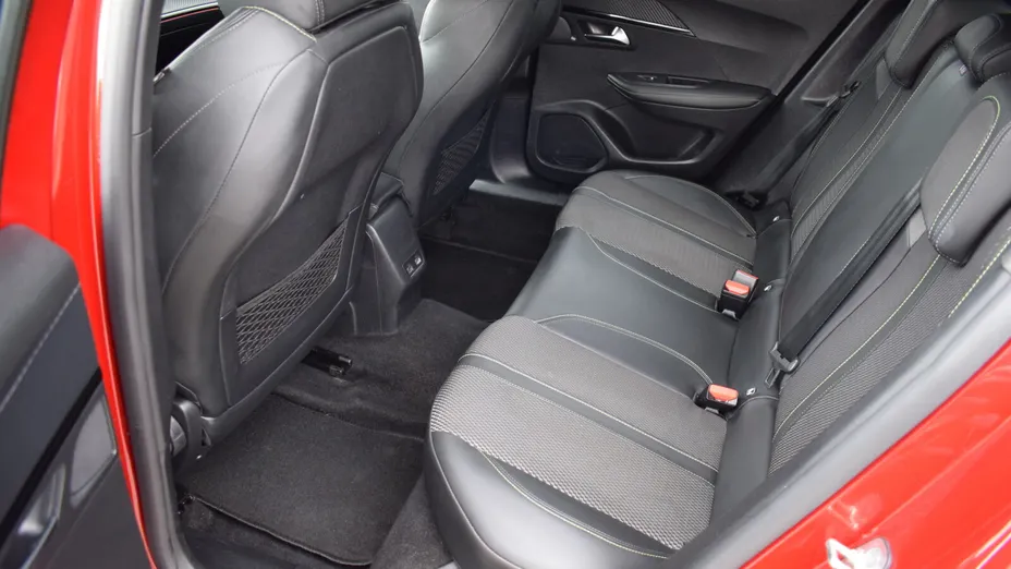 PEUGEOT 2008 2008 PureTech 130 GT S&S EAT8