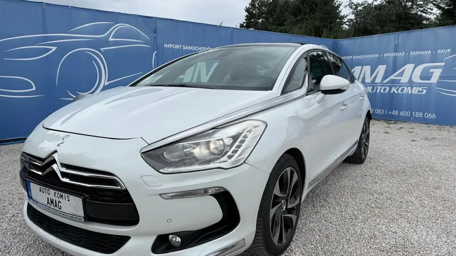 CITROEN DS5 -
