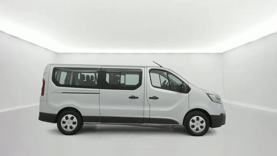 RENAULT Trafic -