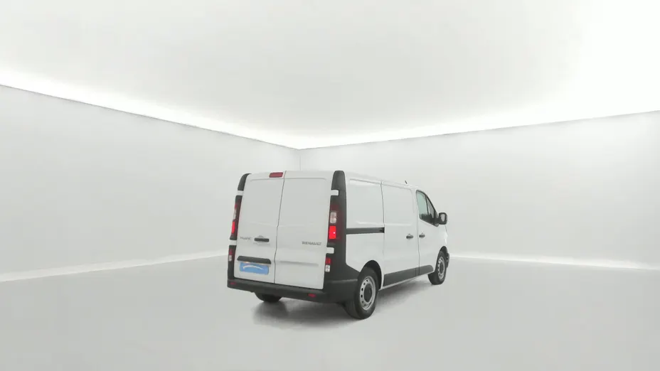 RENAULT Trafic -